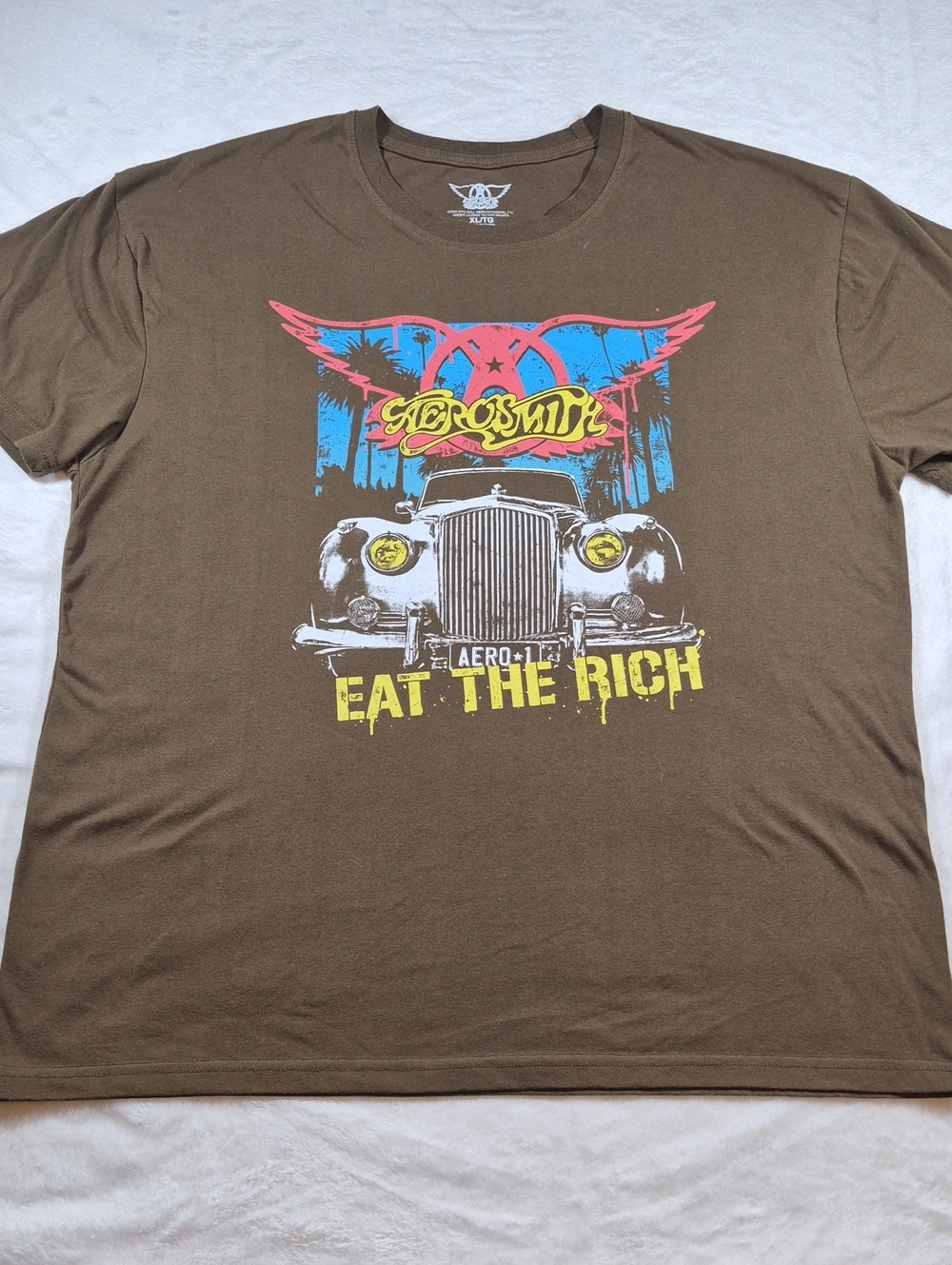 Aerosmith Brown Short-Sleeve Graphic Tee - Eat The Rich